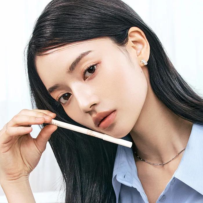 Soft Formula Concealer Pencil