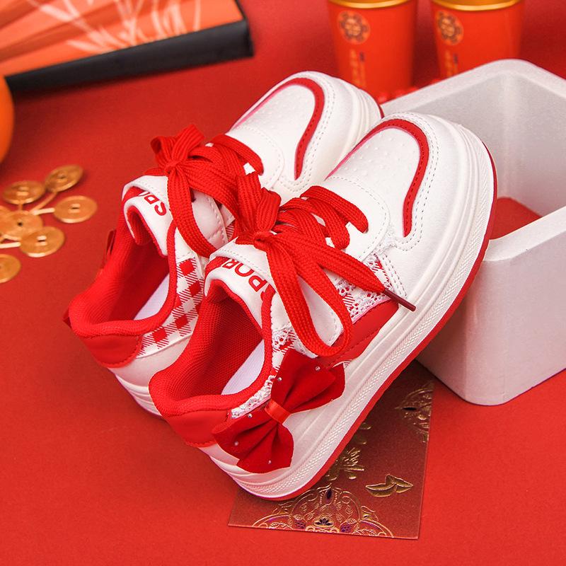 2025 Winter New Arrivals: Girls' Versatile Red Casual Sports Shoes for Middle and Big Kids