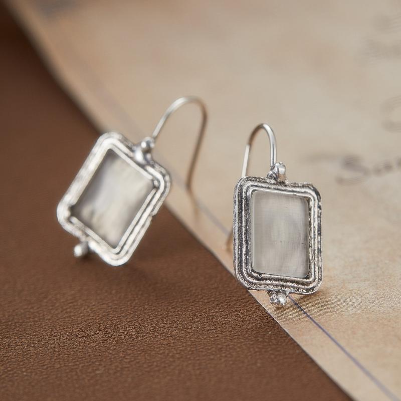 New Niche Retro Trend Square Drop Earrings, Women's Personalized Creative Holiday Party Zircon Accessories Gifts