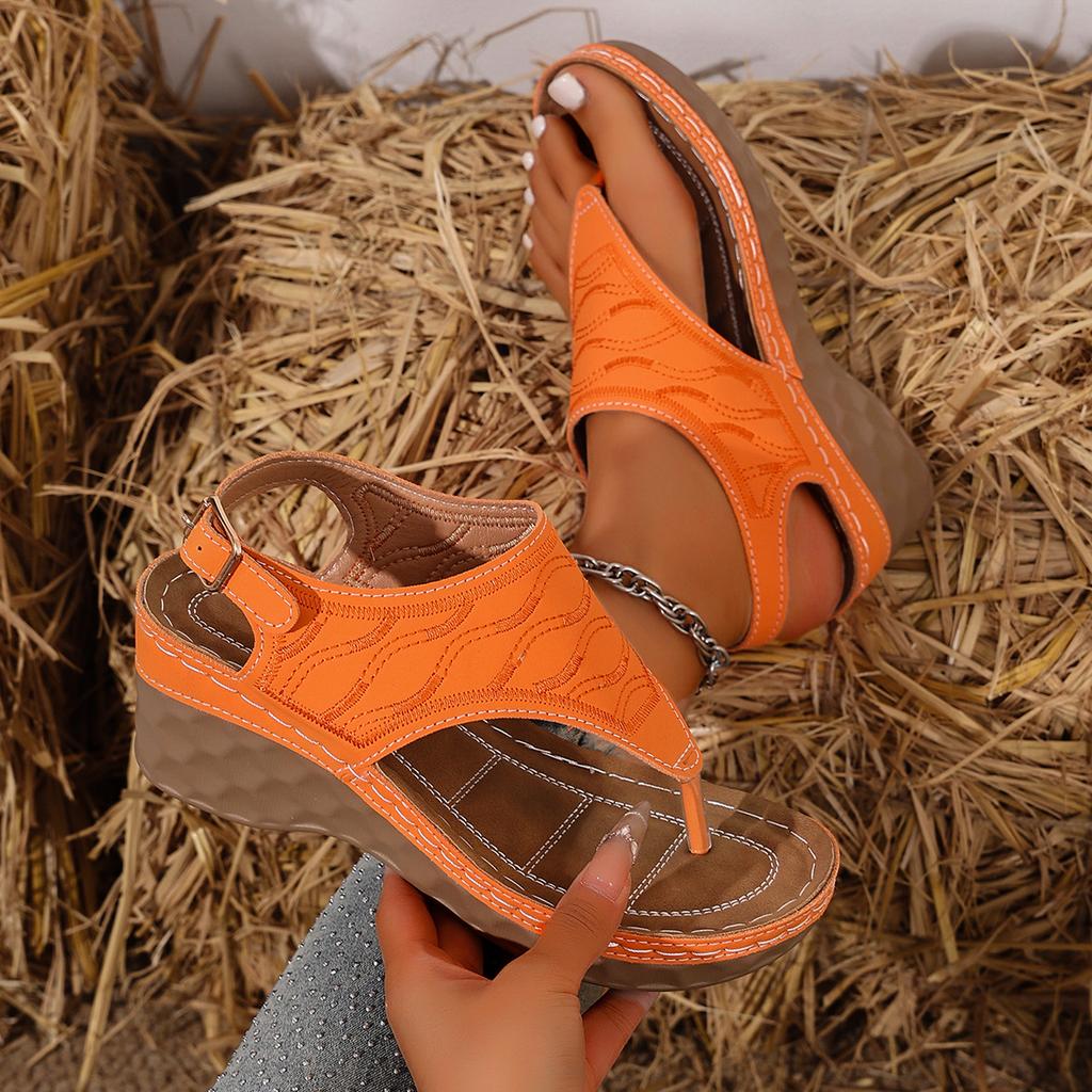 Fashion Women Sandals 2025 New Open Toe Platform Lightweight Shoes Women Retro Roman Style Buckle Belt Sandals Women Zapatos De Mujer