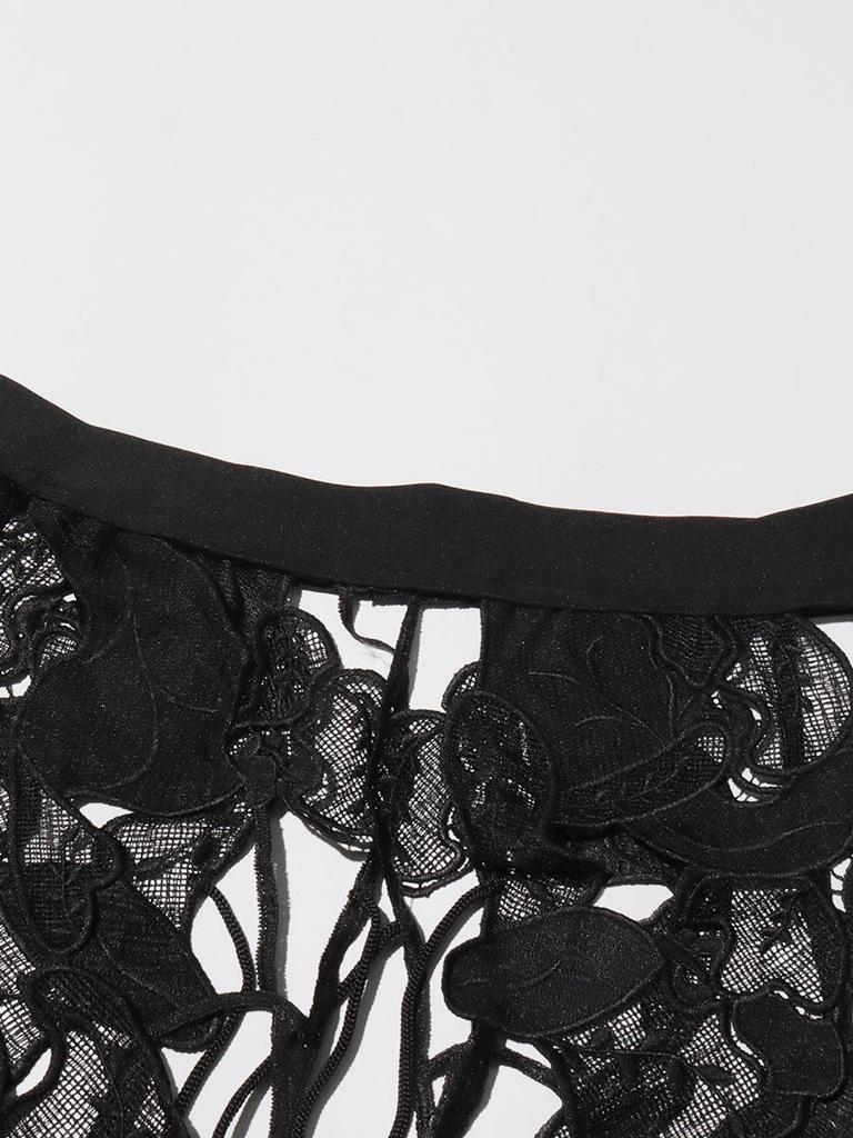 2026 Spring French Lace Maxi Skirt: High-End Waist-Cinched Slimming Design for Women