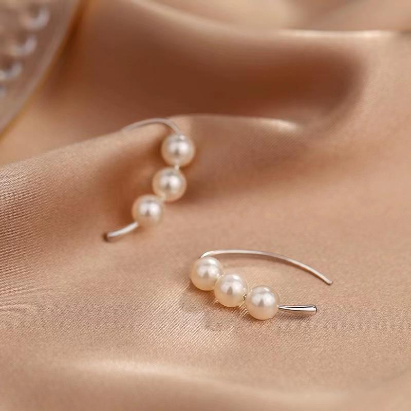 925 Sterling Silver Pearl Stud Earrings - 2024 Trendy High-End Luxury for Women