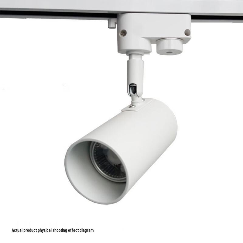 Oeny Commercial Track Spotlight