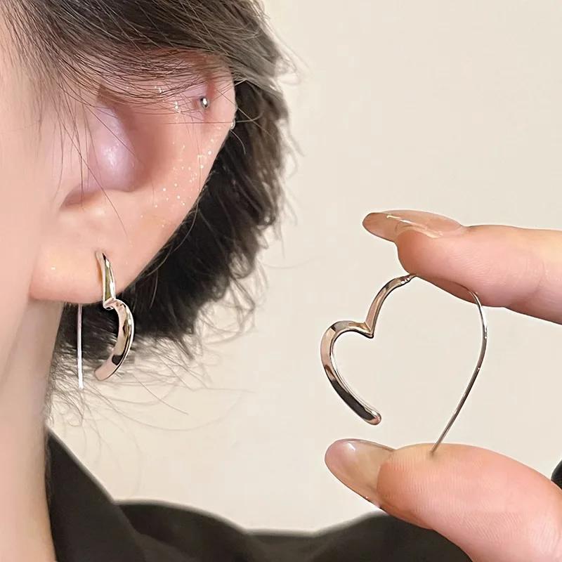 

Copper Color Big Heart Dangle Earring for Women Simple Smooth Daily Temperament Geometric Ear Zircon Wholesale Christmas Gift
