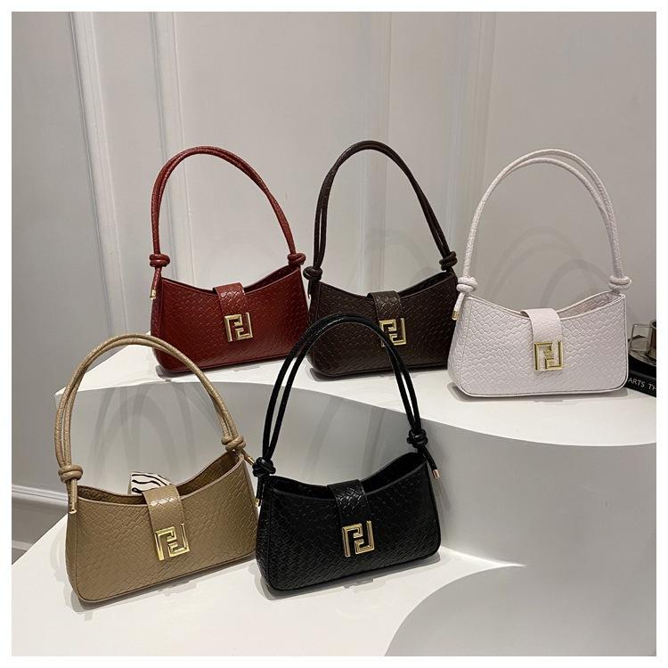 2025 Summer Bag New Shoulder Bag Fashion Trend Black Bag Niche Underarm Bag Fashion Chain Messenger Bag