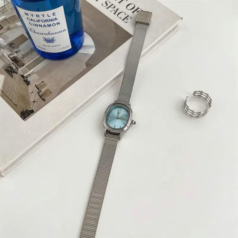 Oval Retro Mesh Belt Watch Women'S Light Luxury Niche Waterproof Watch Female Student Literature And Art