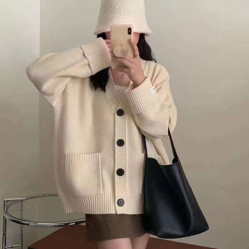 Autumn/Winter Women s Korean Loose Knit Cardigan with Rolled Sleeves and Patch Label, Soft and Cozy Sweater Coat. XL