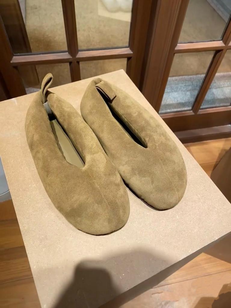 Leather Korean Lazy Style Bread Shoes Round Head Single Shoes Women's 2025 New Spring Fashion Ballet Flats