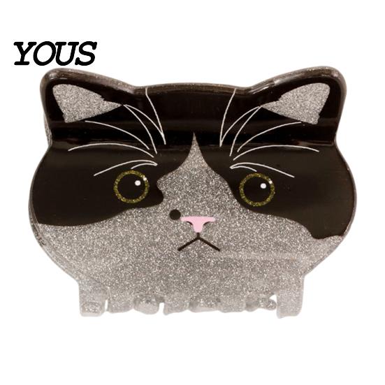 Strong Grip Hair Claw for Women, Anti-Slip Tooth Clip with Grip, 3D Cat Half-up Red Fruit Design Back Head Claw, Pearlescent Glitter