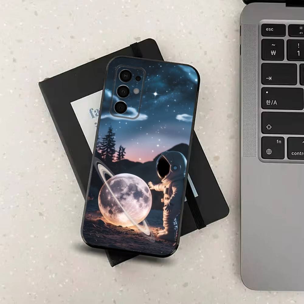 Cartoon Astronaut Space Case For Samsung Galaxy A73,52,71,53,32,72,41,J7,22,Note,31,8,9,Soft Black Silicone Cover