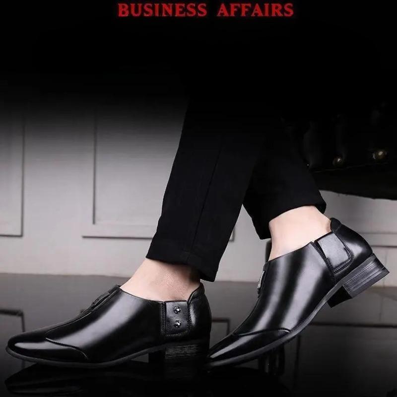 Módní pánské ležérní kožené boty Klasické černé společenské boty Lehké PU měkké kožené boty Pánské společenské boty Nazouvací mokasíny