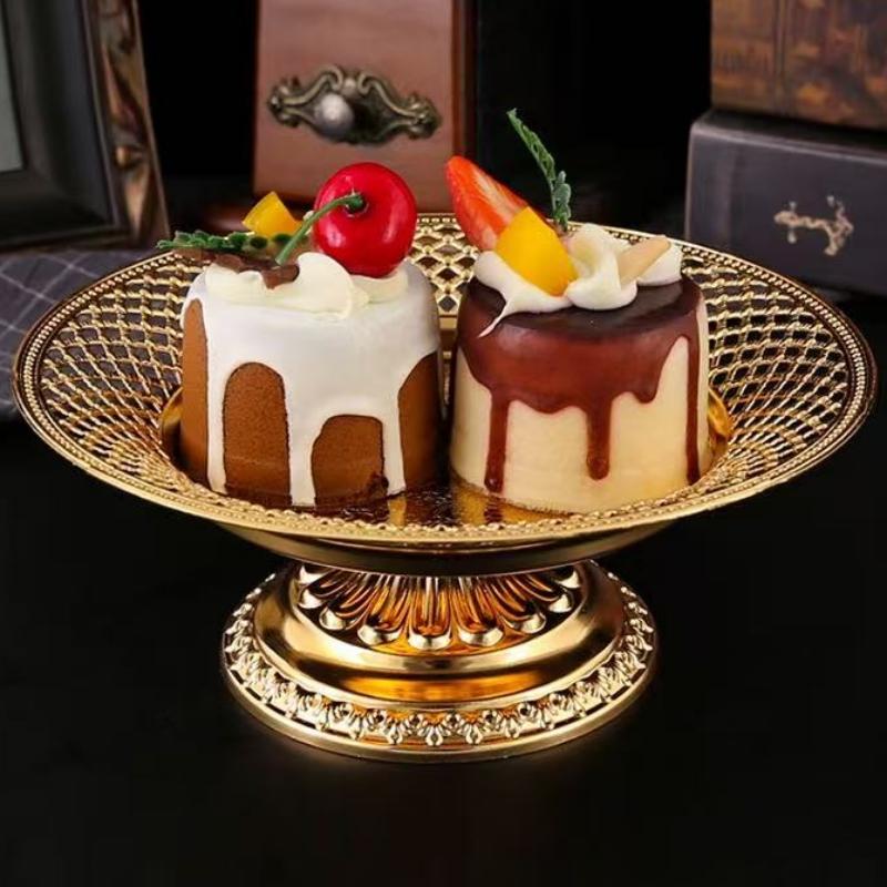 European Fruit Tray,Hollowed-Out Circle Shape Exquisite Golden Cake Plate,Snack Plate Butter Cheese Dish Wedding Decoration