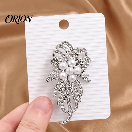 Oxidation Resistant Brooch Faux Pearl Rhinestone Flower Brooch, Electroplating Alloy Lapel Pin for Leaf Women, Sweater Cardigan Coat Business