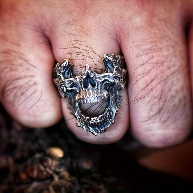 Vintage Gothic Skull Rose Ring For Men WoVintage Gothic Skull Rose Ring For Men Women Hip Hop Biker Finger Ring Halloween Birthd