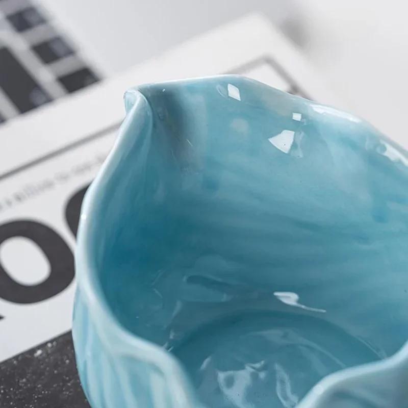 Personality Trend Ashtray Ceramic Ashtray Creative Simplicity Household Living Room Fly-proof Ash Large Conch Storage Decoration