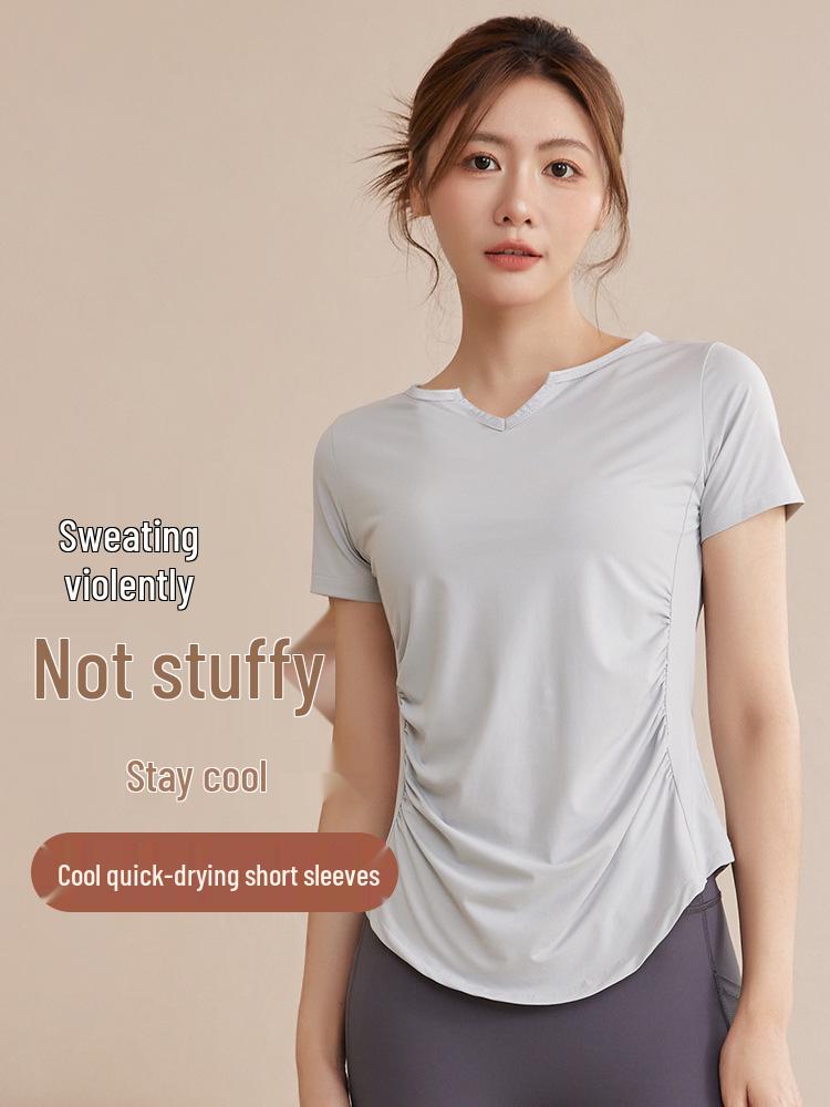 Plus Size Women's Quick-Dry Yoga Top - Short Sleeve, Slimming, Loose Fit for Running & Fitness