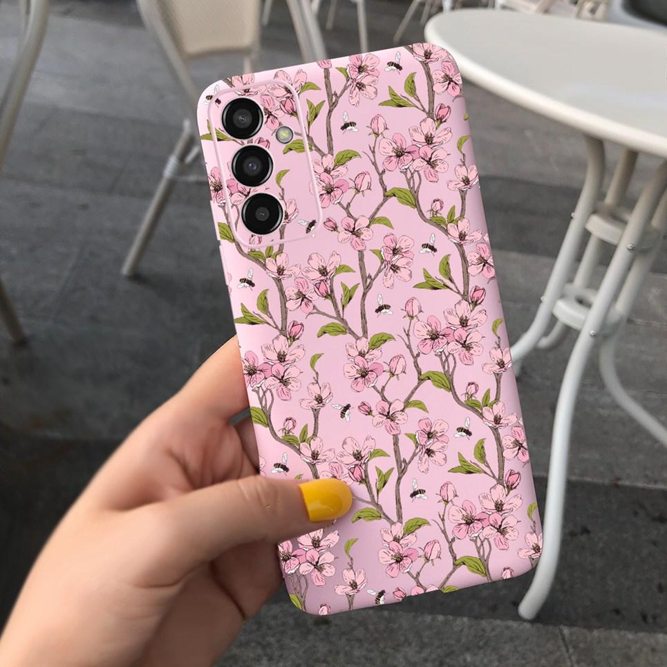 For Cover Samsung Galaxy A04s SM-A047F Bumper Fundas Milk Cow Butterfly Phone Case Soft Back Cover For Samsung A04s Bumper Capa