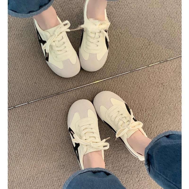 New Women's Little White Shoes Spring and Summer Flat-bottomed Versatile Sports and Leisure Board Shoes