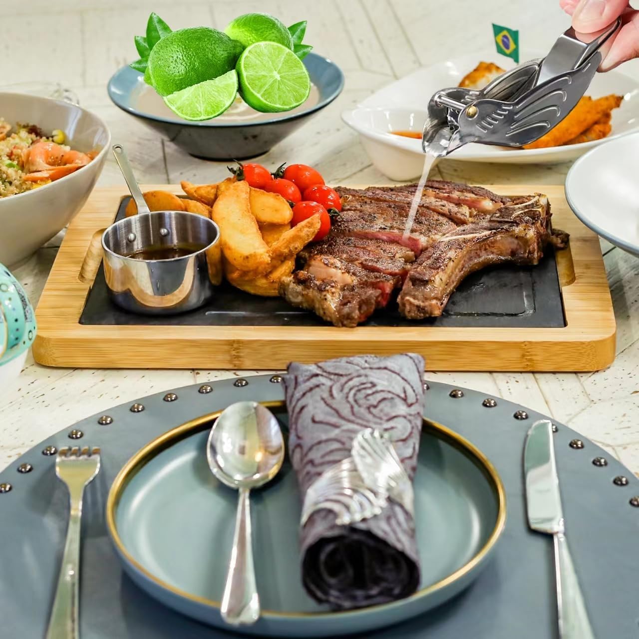 

ручная соковыжималка для лимонов и лаймов из нержавеющей стали, серебристая (2 куска), Длина 4,5 x ширина 1,75 x высота 1,57 дюйма