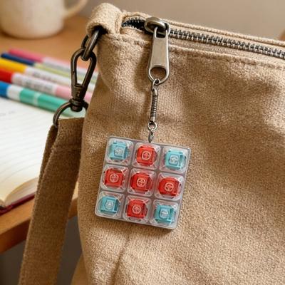 9-Keys Fidget Keyboard with Keychain Stress Relief Keyboard Finger Clicker Decompression Button Sensory Toy Backpack Hanging Decoration