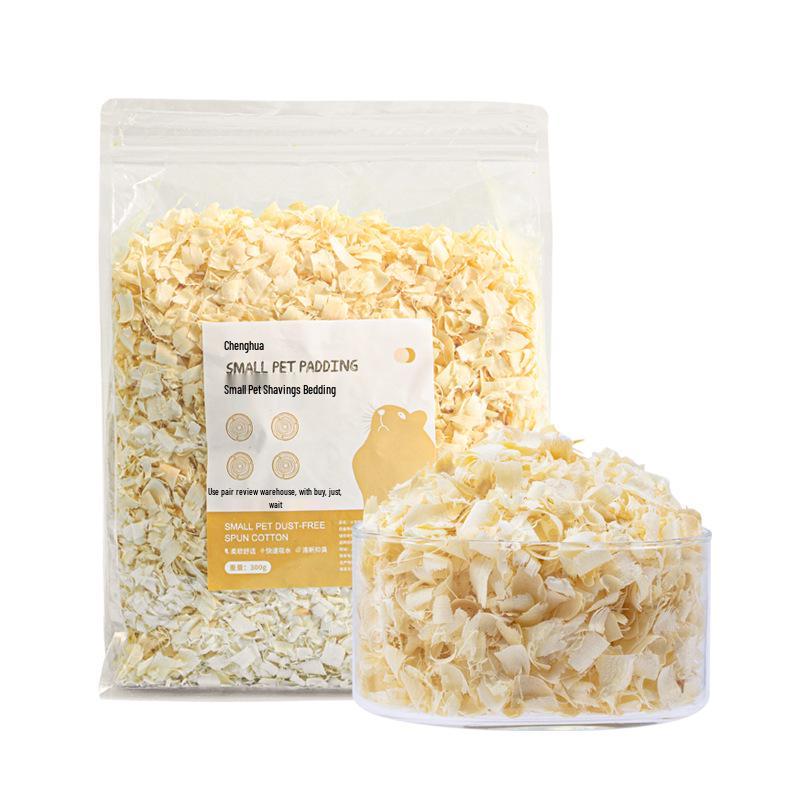 Deodorizing Aspen Wood Shavings & Cotton Bedding for Hamsters and Chinchillas - Low Dust, Cozy Winter Supplies