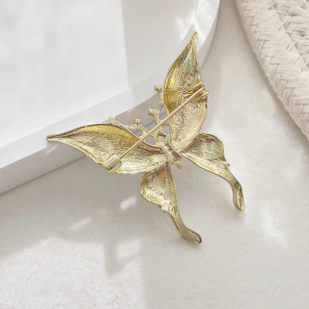 Delicate White Butterfly Brooches Butterfly Pin Stylish Women Brooch Wedding Celebration Pin for Daily and Party Wear