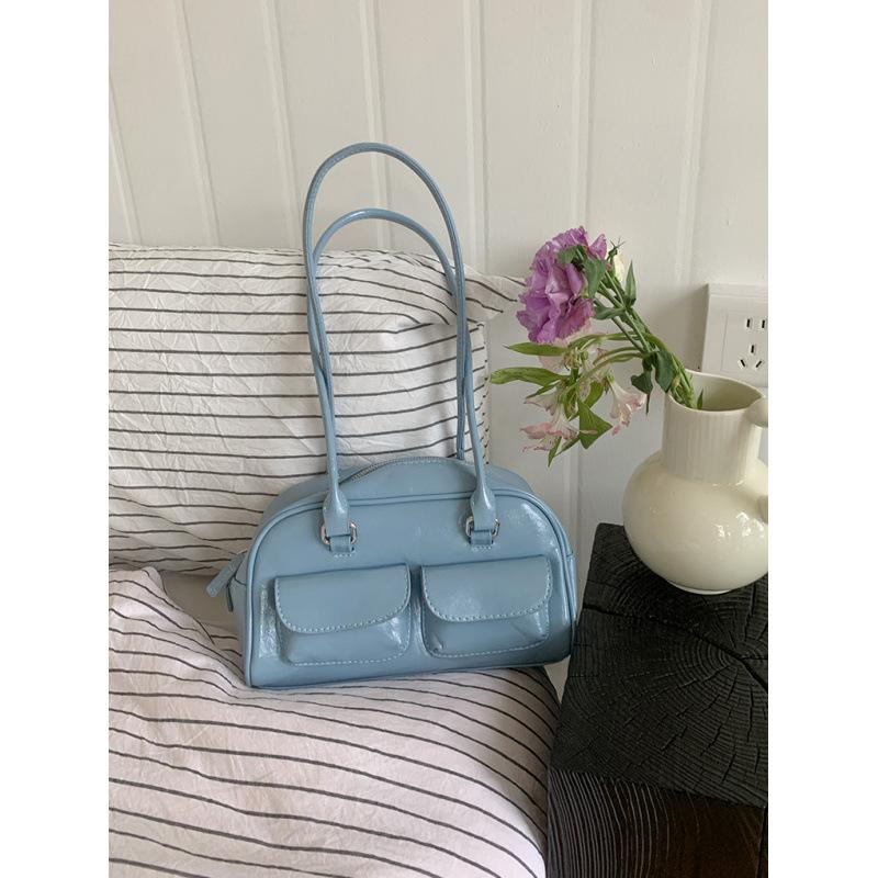 Niche Underarm Bags, Fashionable Tote Bags for Spring and Summer, Versatile and Large-capacity Commuting Bags