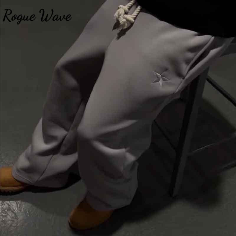 

RogueWave American Retro Double Layer Sweatpants Y2K Pants Mens Womens Solid Color Letter Graphic Embroidered Casual Baggy Sweatpants XXXXL