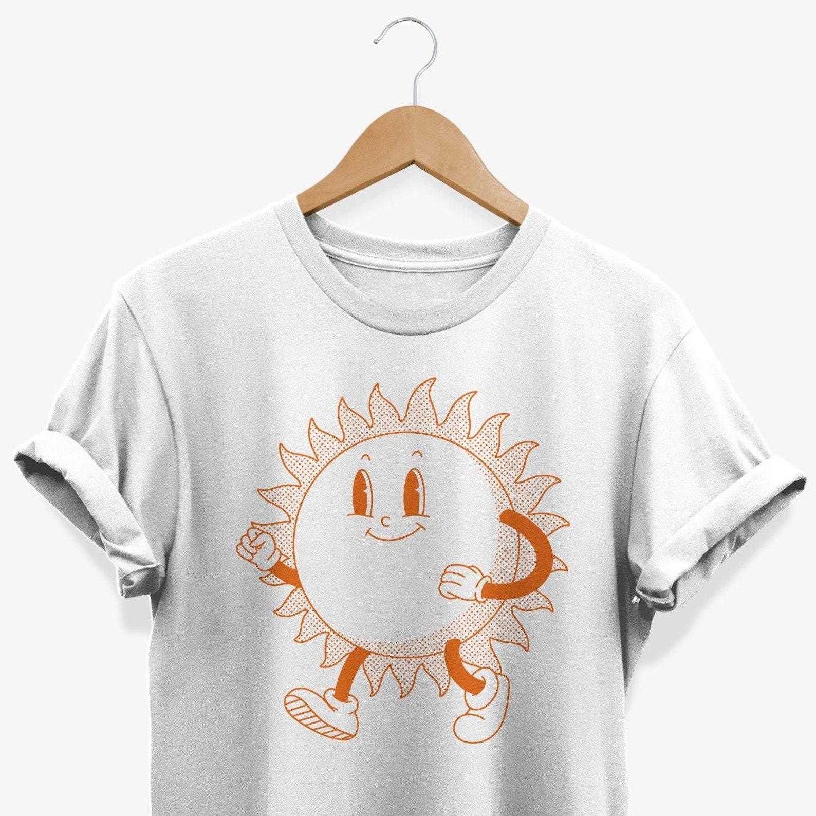 Retro Cartoon Sun T-shirt: Cheerful Vintage Graphic Tee 3XL