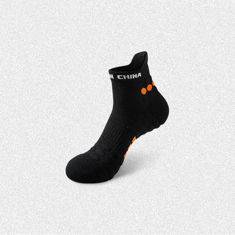 

Men s Autumn/Winter Mid-Calf Running Socks: Towel Bottom, Sweat-Absorbent, Shock-Absorbing, Plus Size Sports and Badminton Training Socks. 39-44 чёрный/красный
