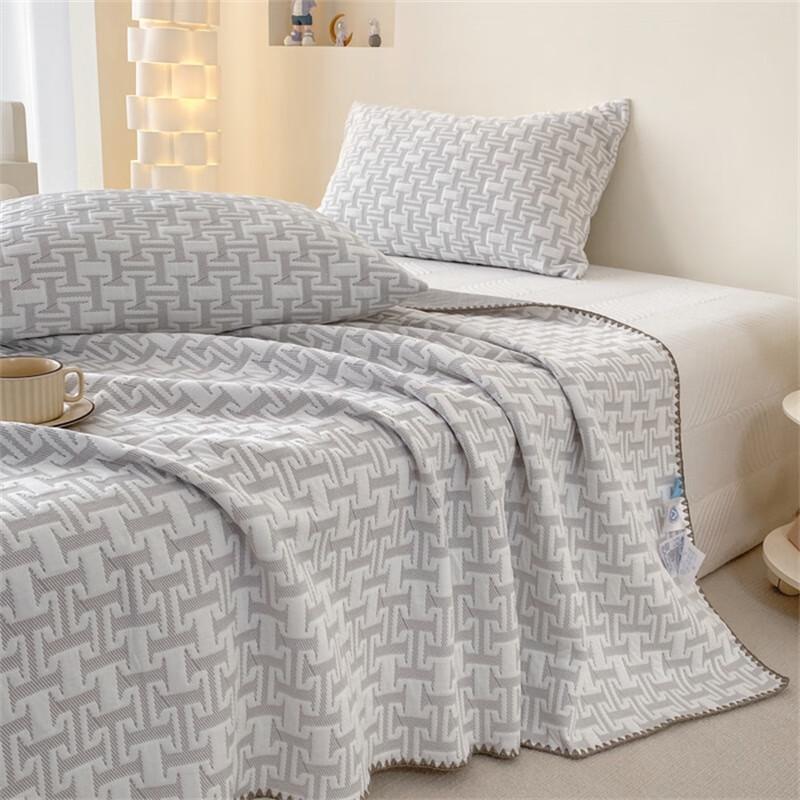 PLOVER Louis Style Knitted Blanket