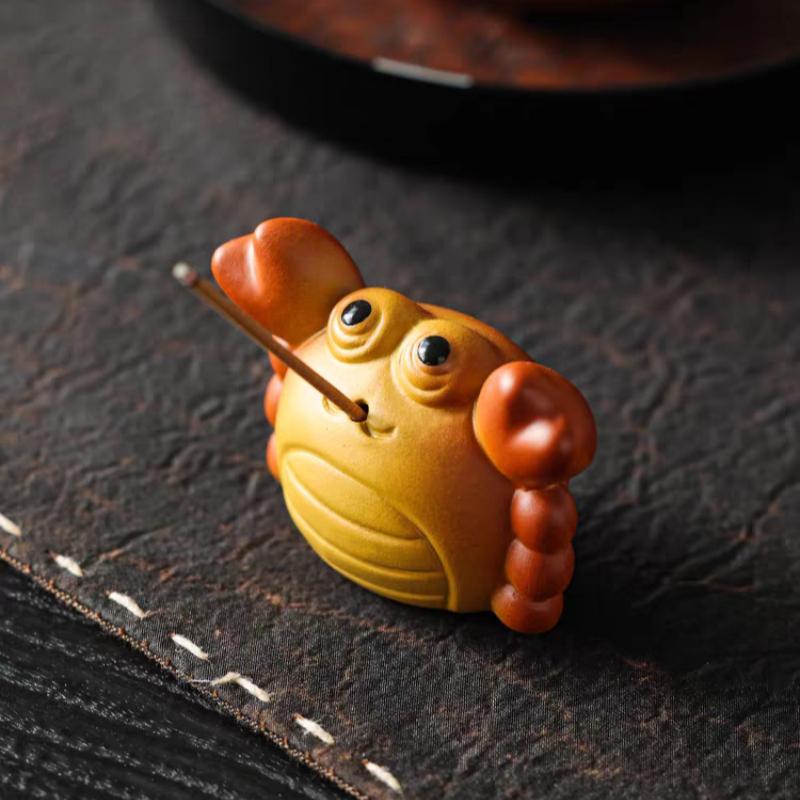 1pc Ceramic Crab Tea Pet , Whimsical Home Decor, Tea Accessory, Handcrafted Cute Crab Figurine with Expressive Eyes