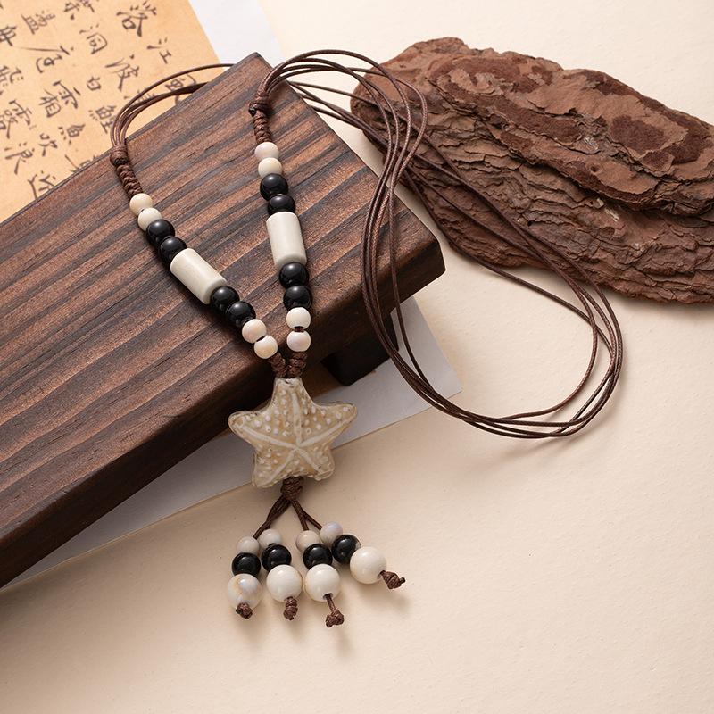 Colier de vară ceramic colorat cu mărgele în formă de stea de mare, lung, cu frânghie împletită, accesoriu