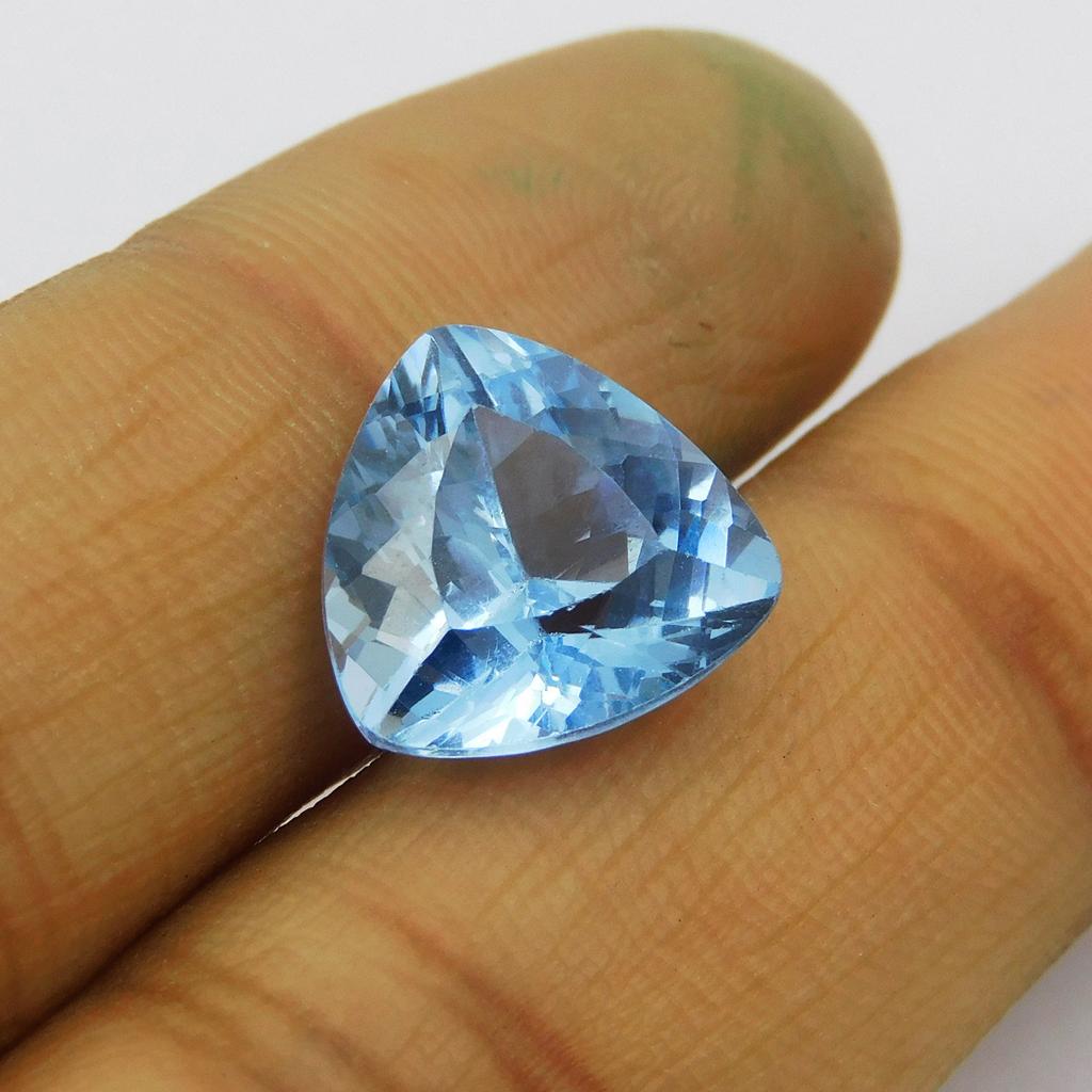 Natural Blue Sapphire Loose Gemstone Trillion Cut 6.40 Ct September Birthstone for Gem Collections