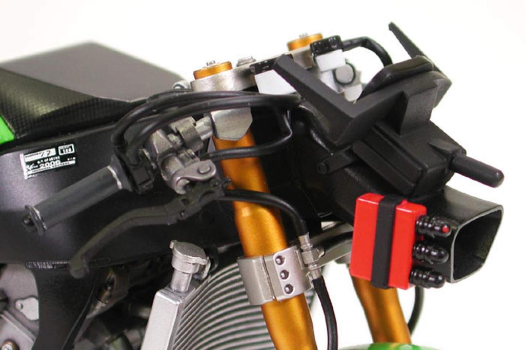 Tamiya 1/12 Motorradserie Nr. 109 Kawasaki Ninja ZX-RR Kunststoffmodell 14109