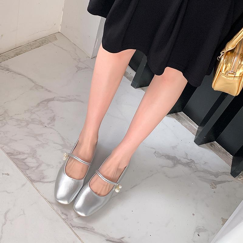 Mary Jane Shoes Women's 2025 New Pearl Soft Sole Shallow Mouth Inner Height Increase New Chinese Single Shoes Sweet Wind 3233 Single Shoes