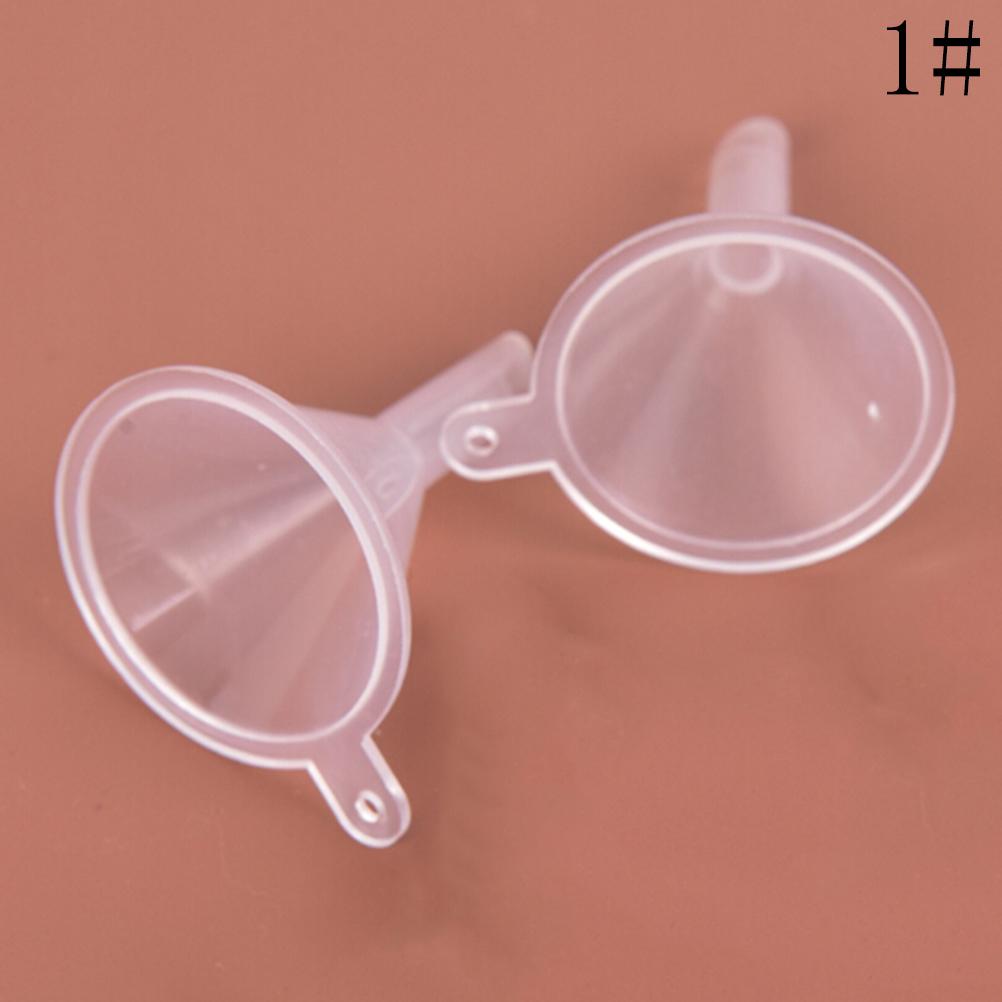 30ml / 50ml / 100ml Empty Spray Bottle Plastic Mini Refillable Alcohol Dispensing Bottle Reusable Cosmetic Container