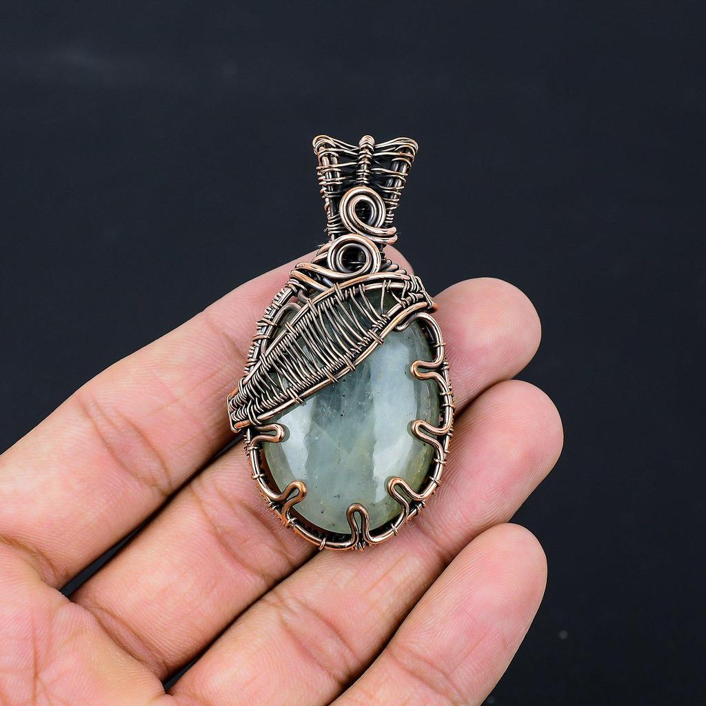 Akwamaryn Kamień Szlachetny Owinięty Czystym Miedzianym Drutem Ręcznie Robiony Wisiorek Biżuteria na Prezent Noworoczny