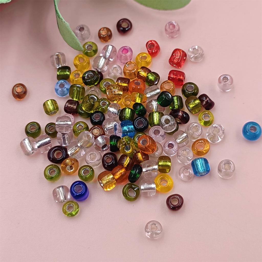 500 stk For smykkefremstilling 4mm DIY Øredobber Halskjede Armbånd Løse Mellomleggsperler Anheng Glassfrøperler Miksfarge Fargerik