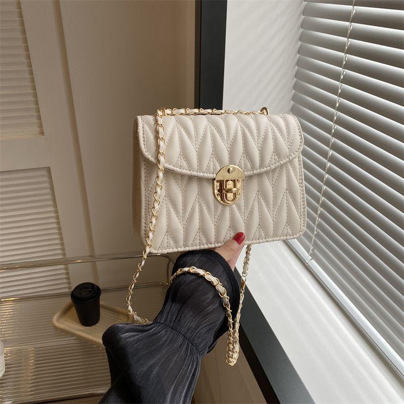 Rhombus Chain Small Bag Women's 2025 New Trendy Niche Design Shoulder Messenger Bag High-end Explosive Small Square Bag