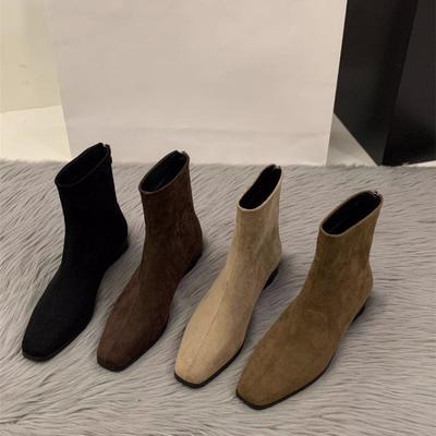 2025 Autumn and Winter Versatile High-end Women's French Ancient Foreign Style Small Short Boots Thick Heel Thin Boots