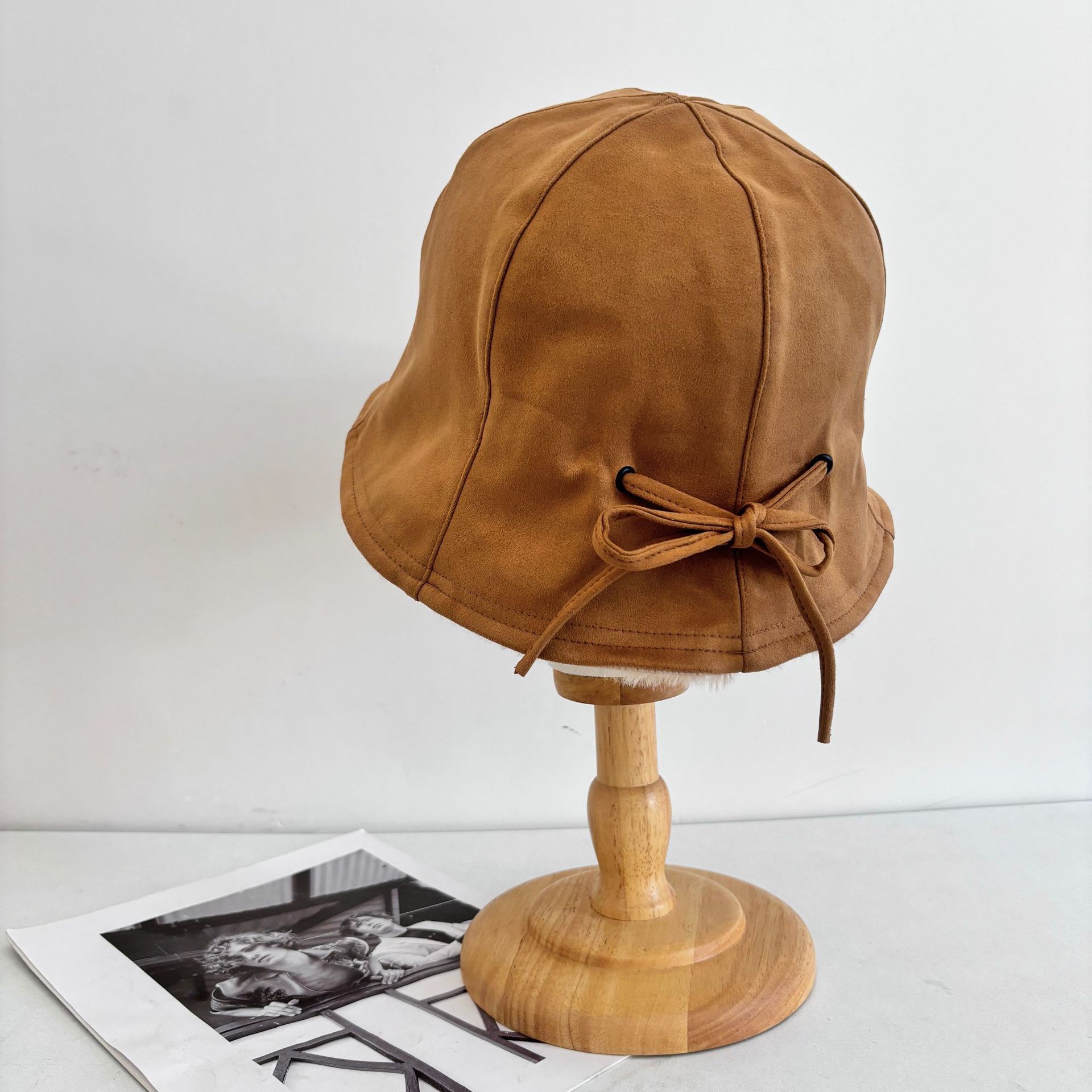 

Autumn and winter thickened deerskin fleece basin hat shows a small face bucket hat trendy warm fleece fisherman hat children M（56-58cm） хаки