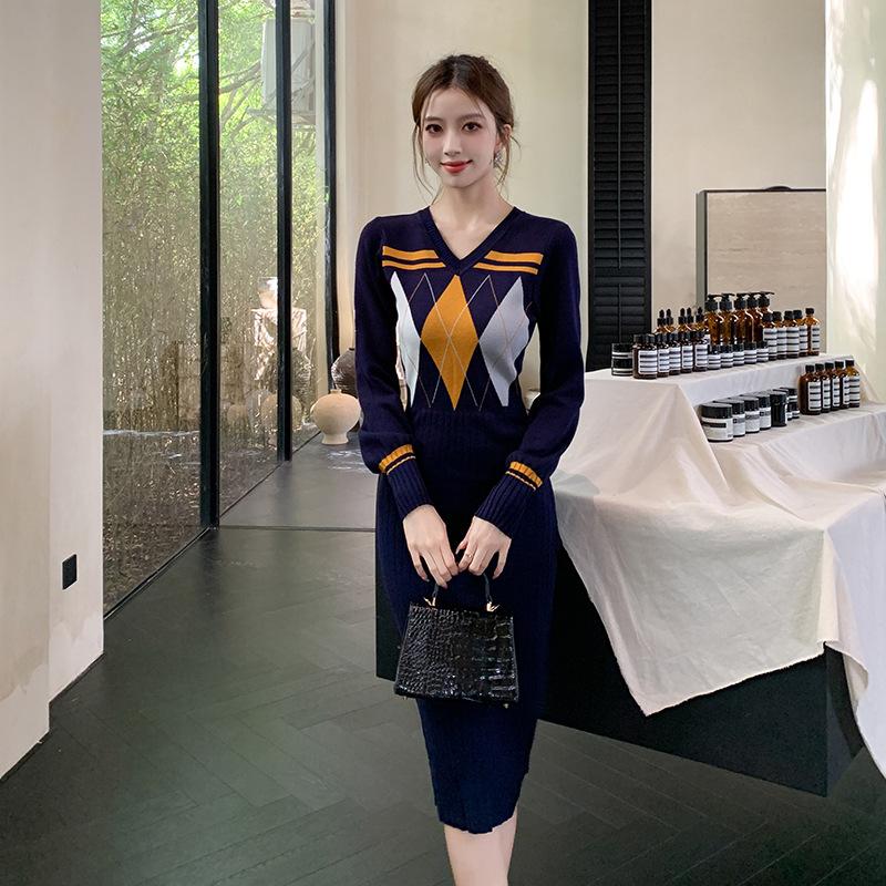 

Корейская версия ретро-платья Academy с V-образным вырезом и ромбами, трикотажное супероблегающее платье миди One Size тёмно-синий