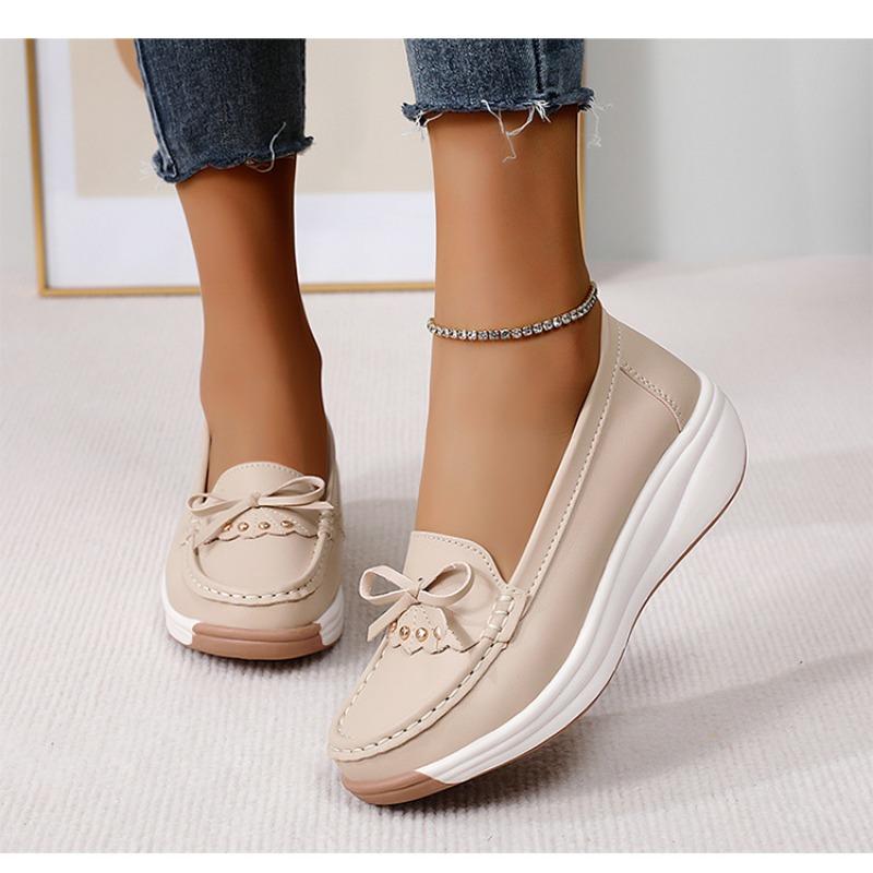 Lightweight and Anti-slip Sponge Shoes and Casual Bean Shoes for Women