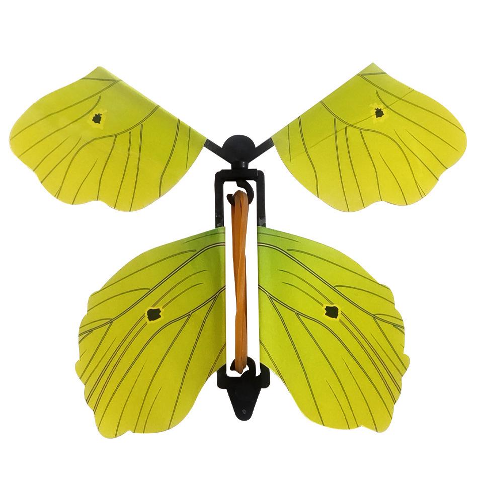 Превращение заколдованной бабочки: От Куколки к Небесным Чудесам, Сценические Магические Реквизиты