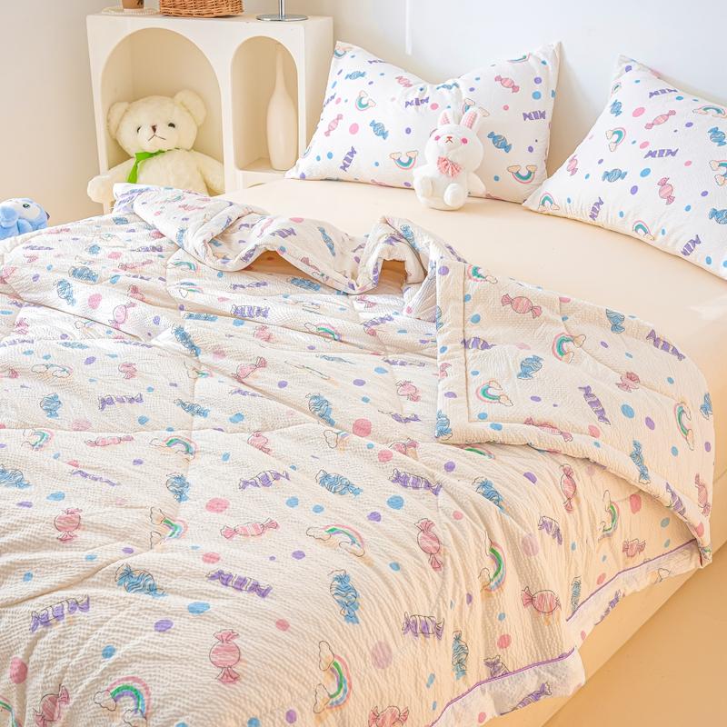 Cartoon Candy Rainbow Pattern Summer Cooling Quilt Skin-friendly Breathable Textured Air Conditioning Quilt for Kids Teens Girls