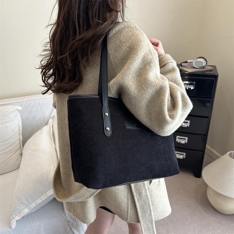 New Simple Handbag Large Capacity Corduroy Tote Bag Simple Commuter Bag Comfortable and Versatile Texture Shoulder Bag
