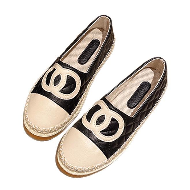 Xiaoxiangfeng fiskarskor med tjock sula damskor 2025 nya vår- och sommarskor nischade enkelskor lastade skor loafers Doudou-skor dam