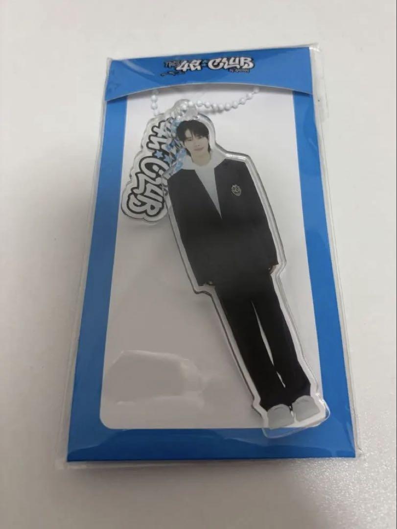 

[Б/У] tws 42sclub Кёнмин Акриловый Брелок