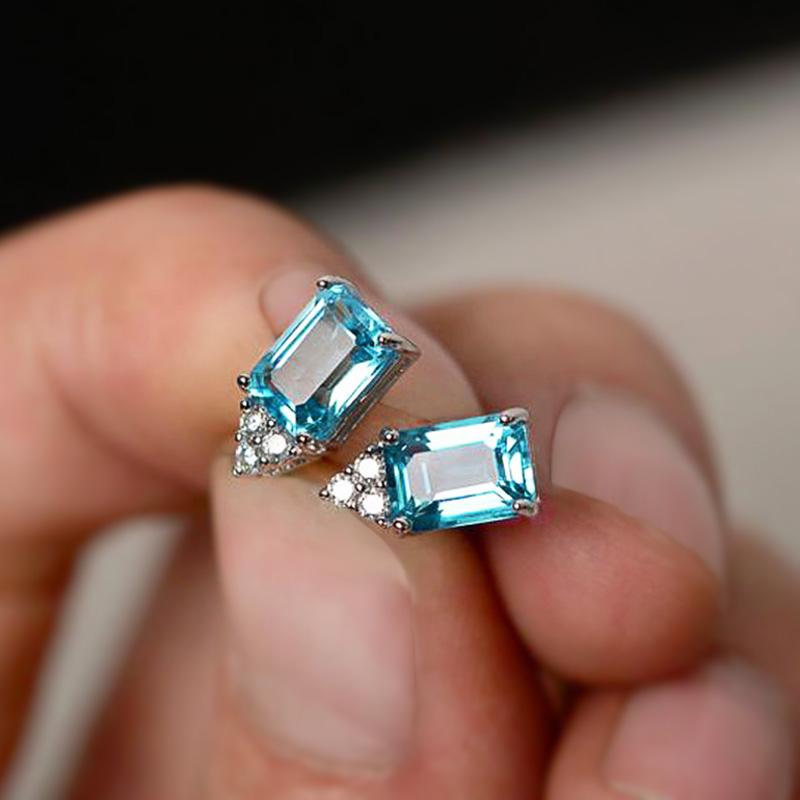 Lucky Star Jewelry Women's Light/Blue Huitan Simple And Elegant Earrings Piercing Ear Brilliant Cubic Zirconia Wedding Engagement Statement Jewelry